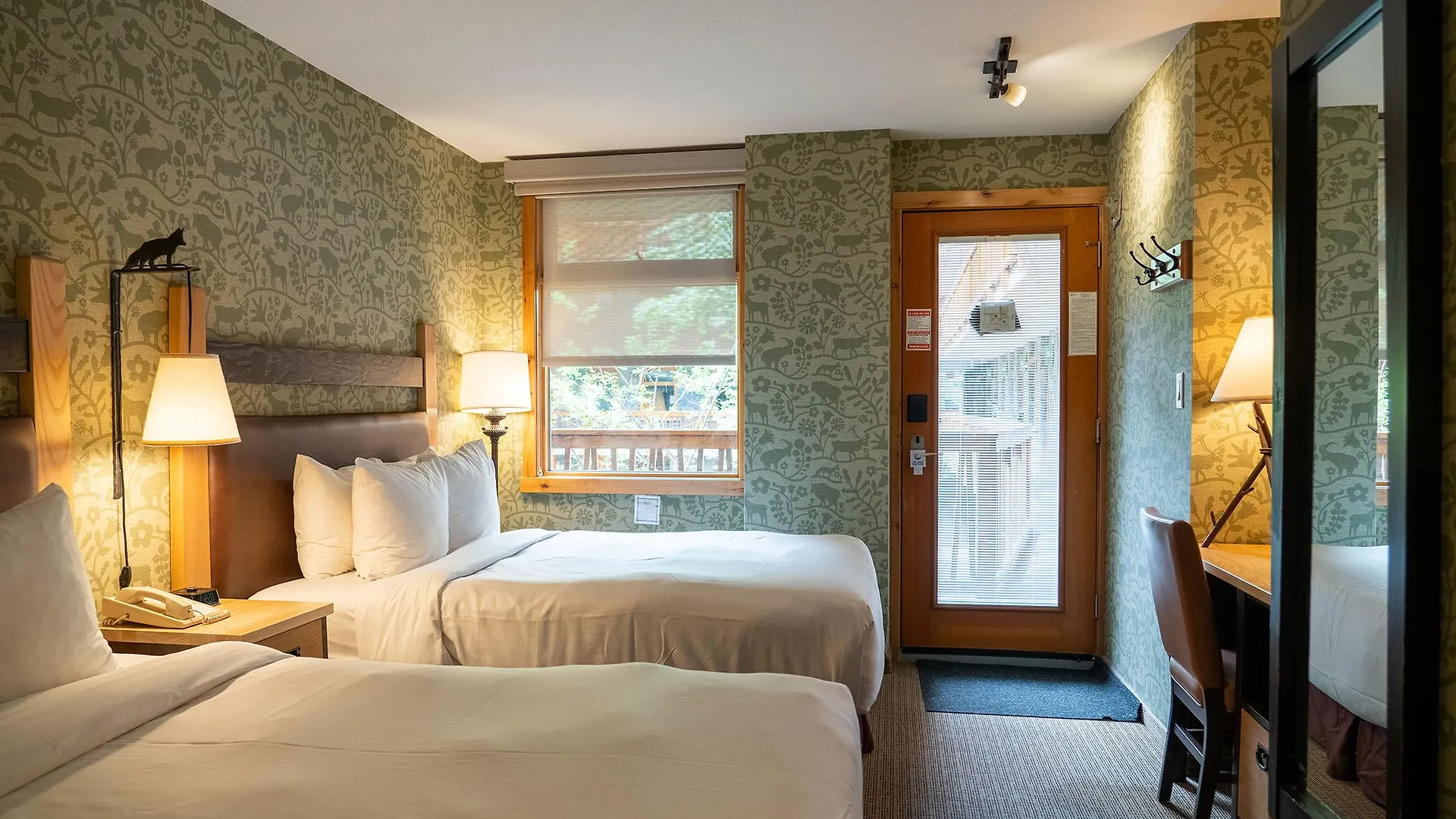 Fox Hotel And Suites Banff
