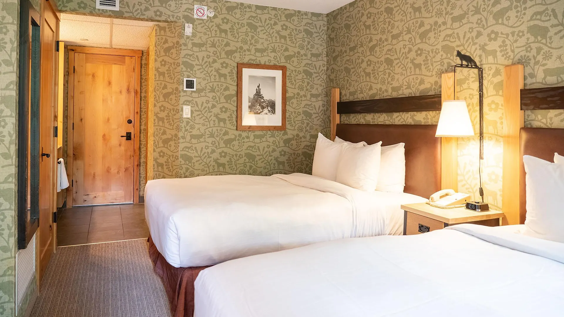 Fox Hotel And Suites Banff