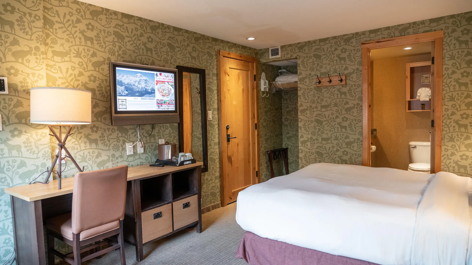 Fox Hotel And Suites Banff