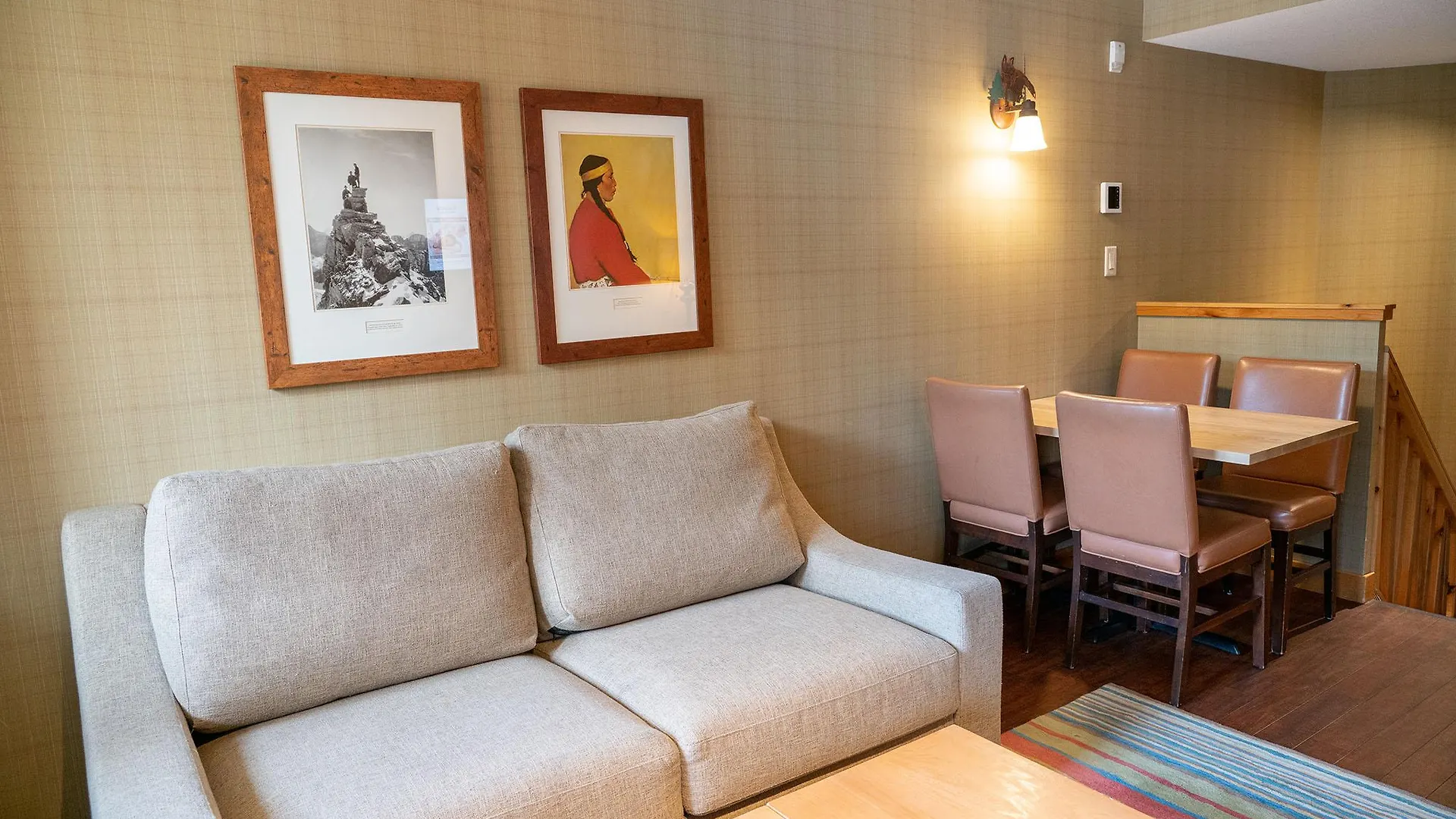 Fox Hotel And Suites Banff