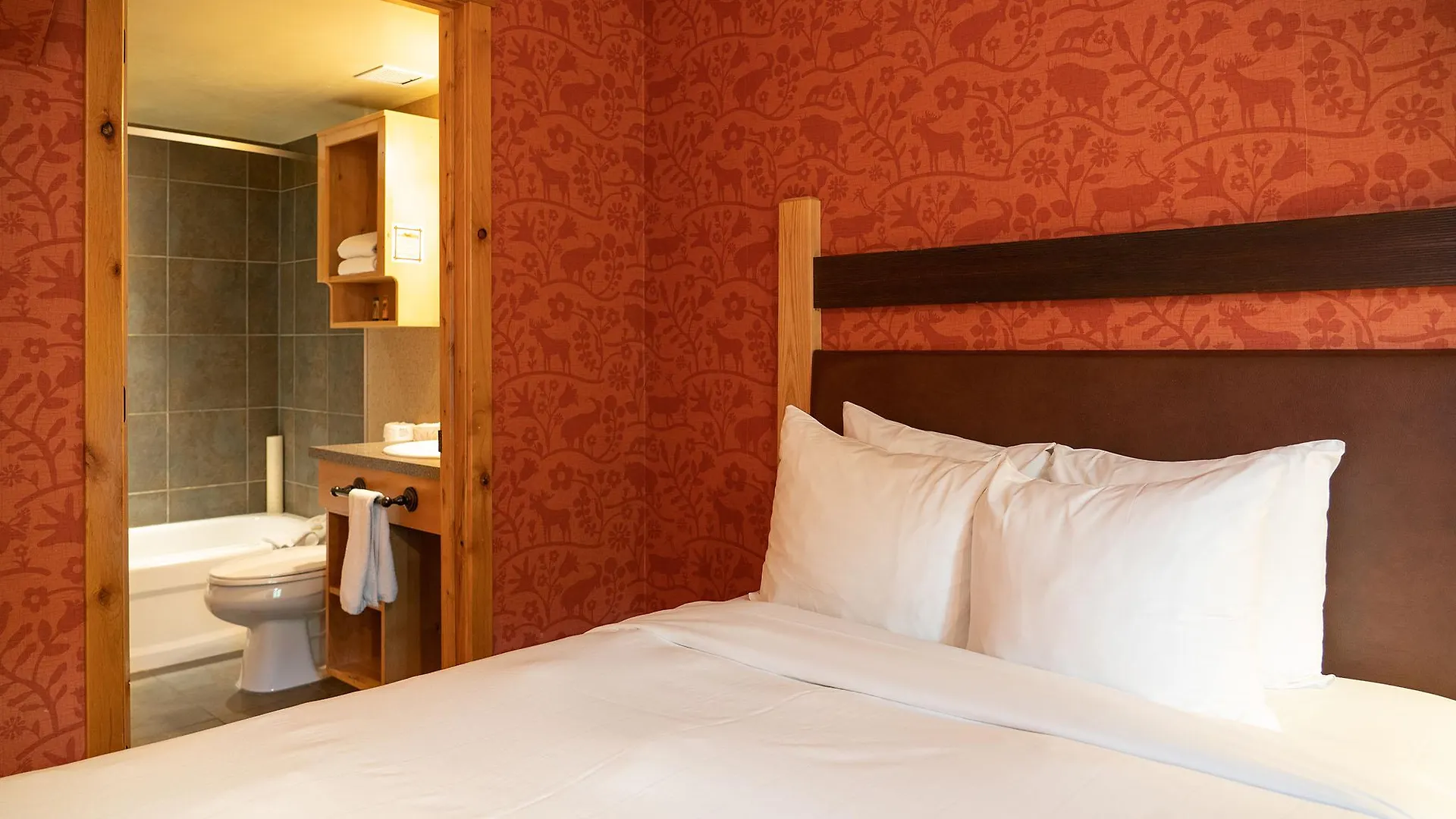 Fox Hotel And Suites Banff