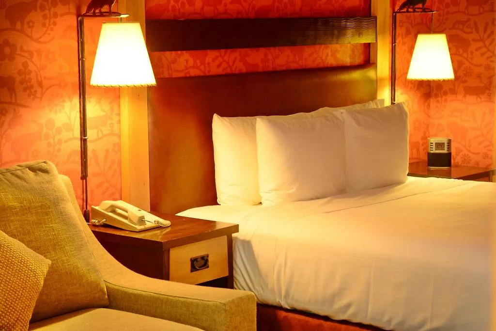 Fox Hotel And Suites Banff