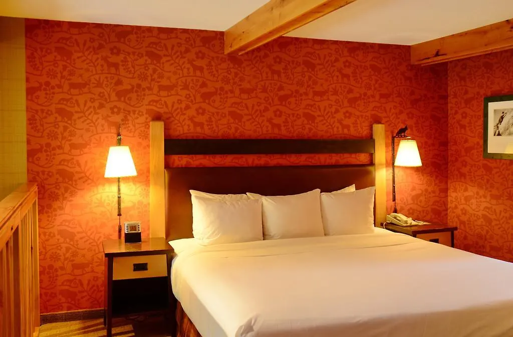 Fox Hotel And Suites Banff