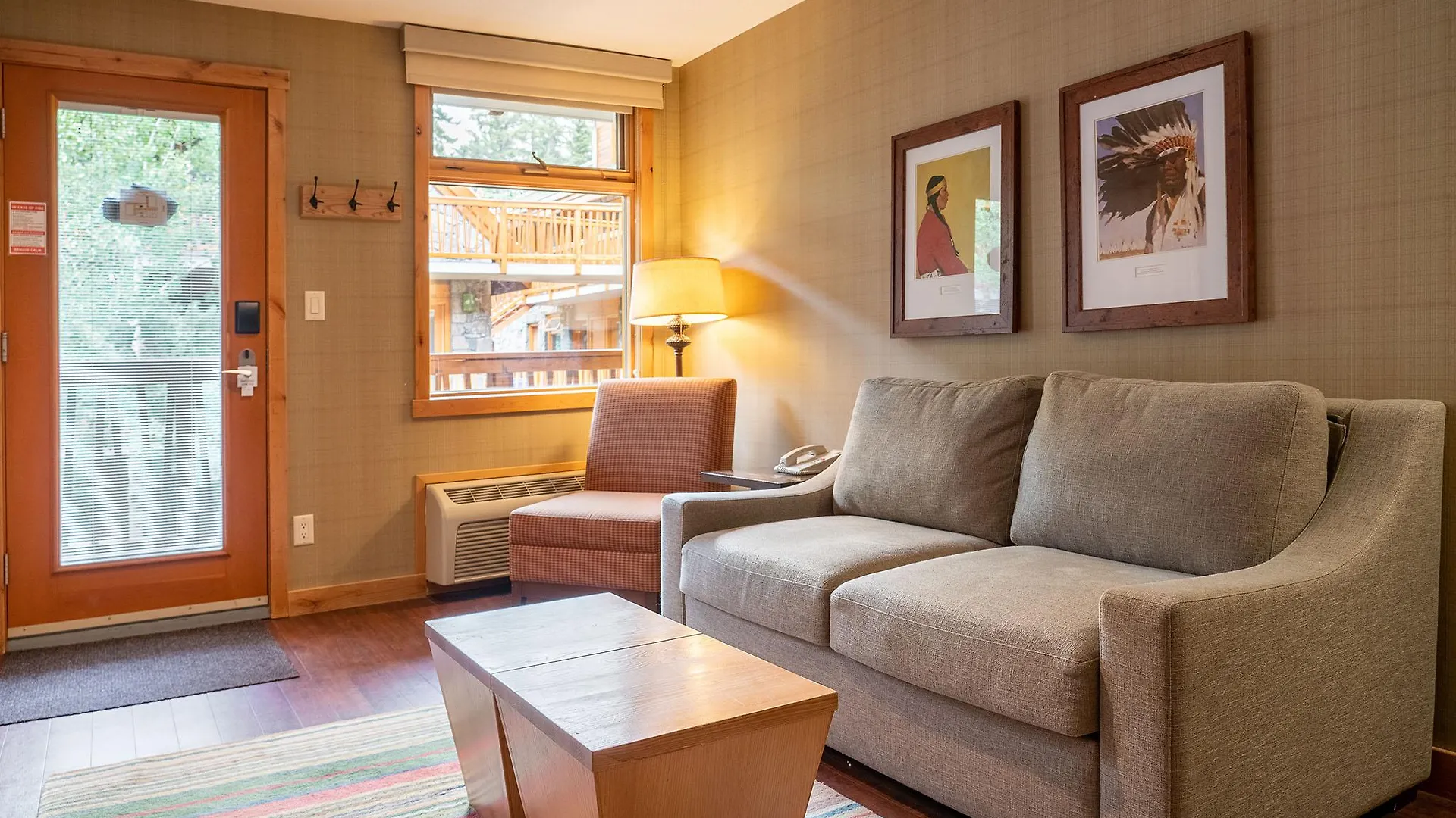 Fox Hotel And Suites Banff